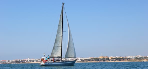 Cadiz bay sailing experience